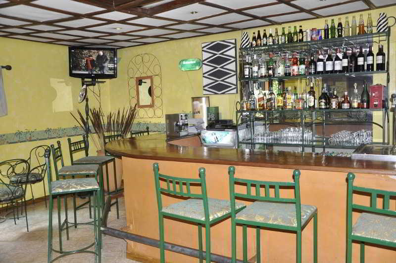 Gorillas City Centre Hotel Kigali Bagian luar foto