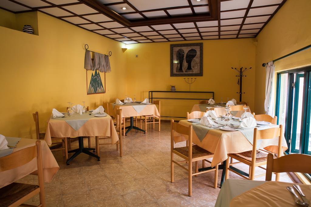 Gorillas City Centre Hotel Kigali Bagian luar foto