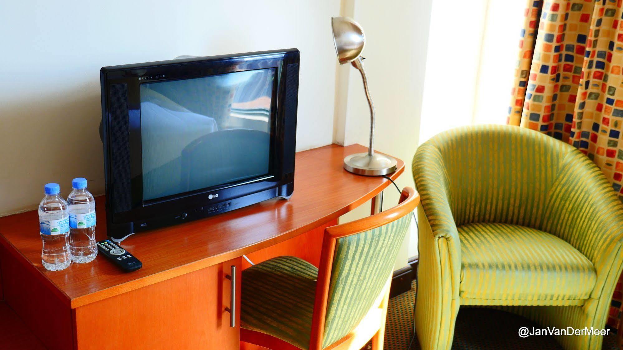Gorillas City Centre Hotel Kigali Bagian luar foto