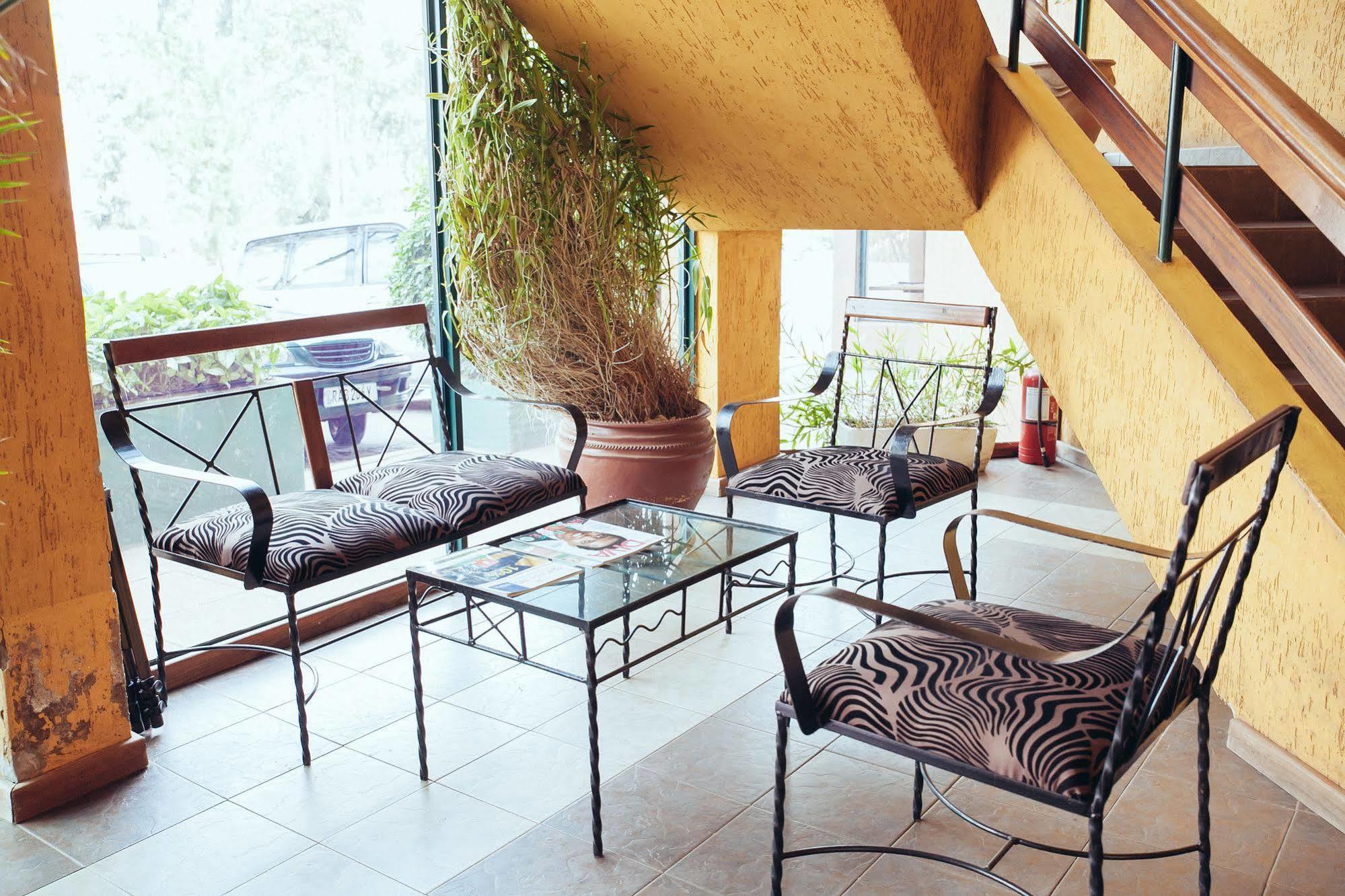 Gorillas City Centre Hotel Kigali Bagian luar foto