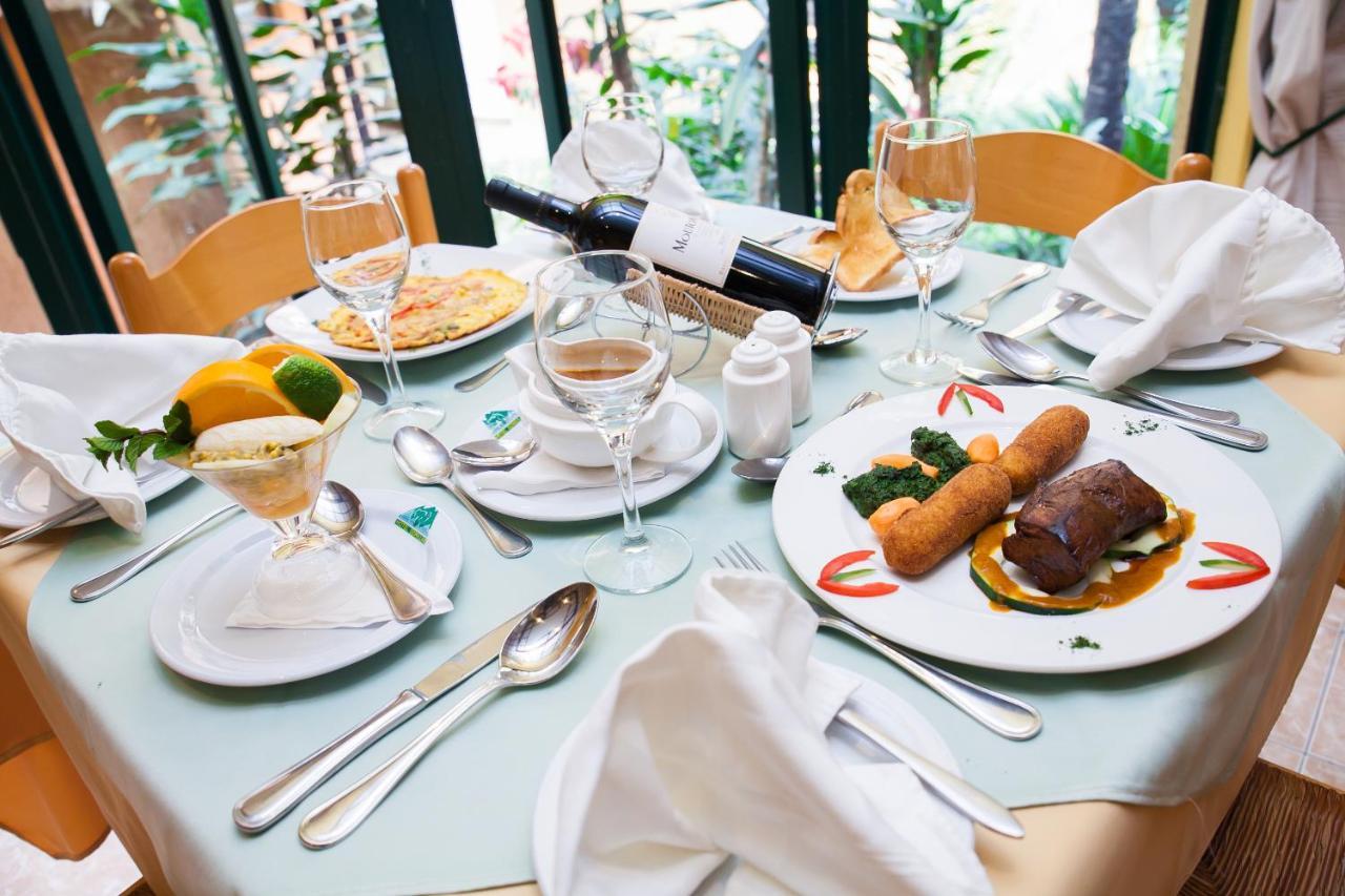 Gorillas City Centre Hotel Kigali Bagian luar foto